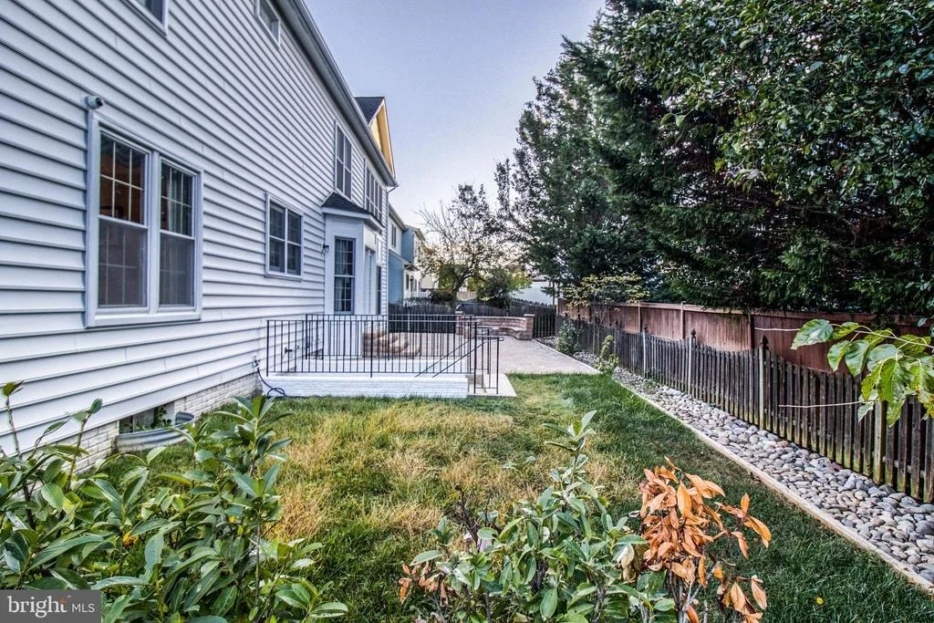 Photo of 13330 DEERBROOK DRIVE