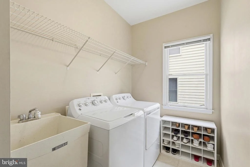 Photo of 43648 INTREPID STREET