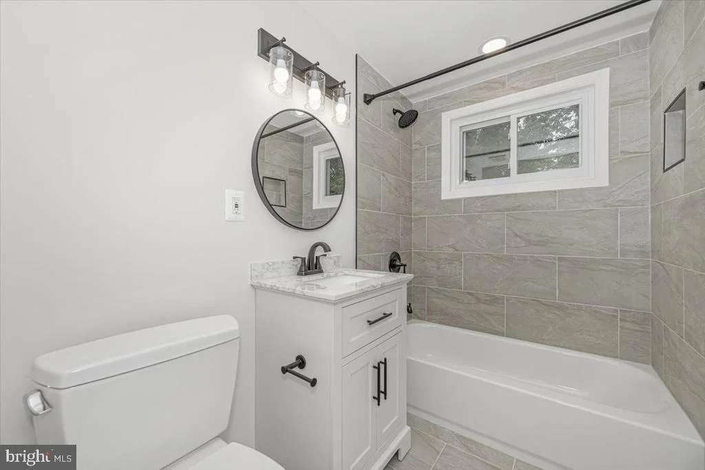 Photo of 8624 PARLIAMENT DRIVE