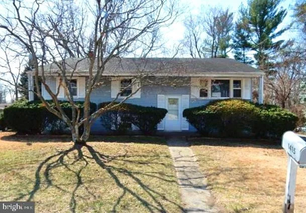 Photo of 1415 LARCH ROAD