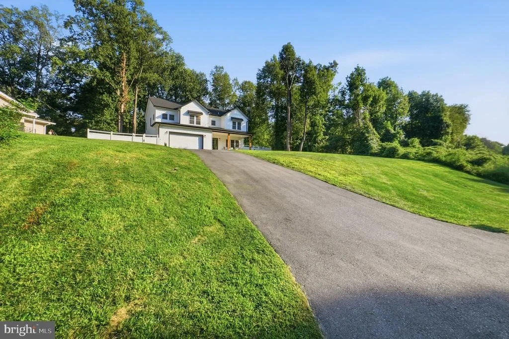 Photo of 13231 MOCKINGBIRD LANE