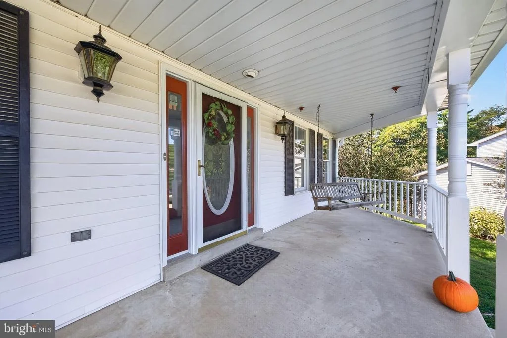 Photo of 8683 FELSVIEW DRIVE