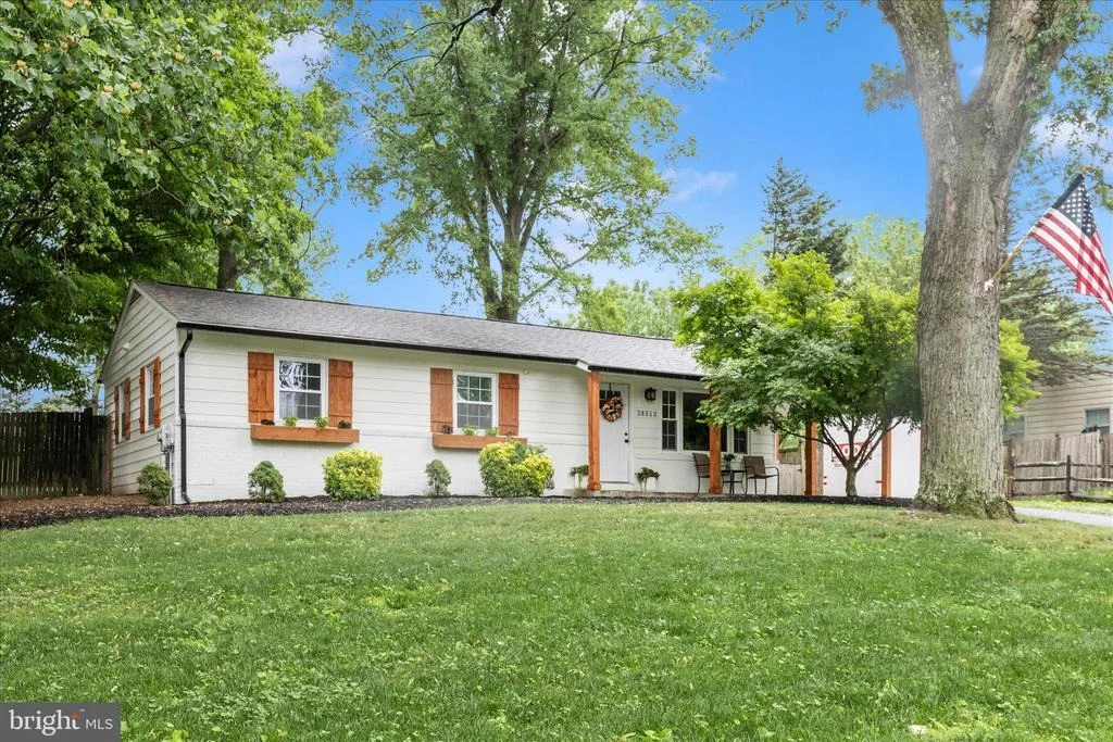 Photo of 28513 WOODVIEW DRIVE