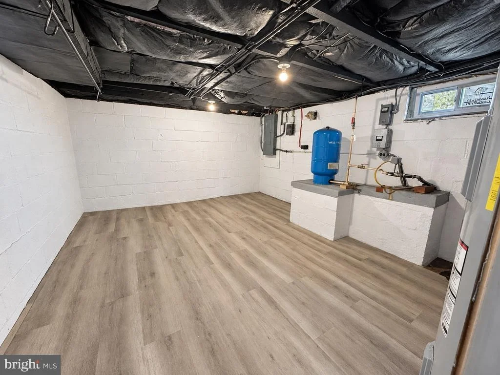 Photo of 8921 YELLOW SPRINGS ROAD