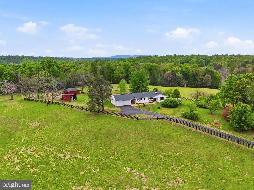 Photo of 481 JAMES CITY ROAD