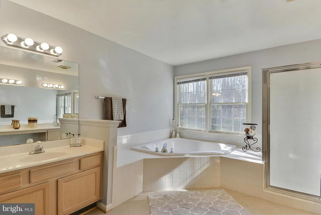 Photo of 8935 FALLS FARM DRIVE
