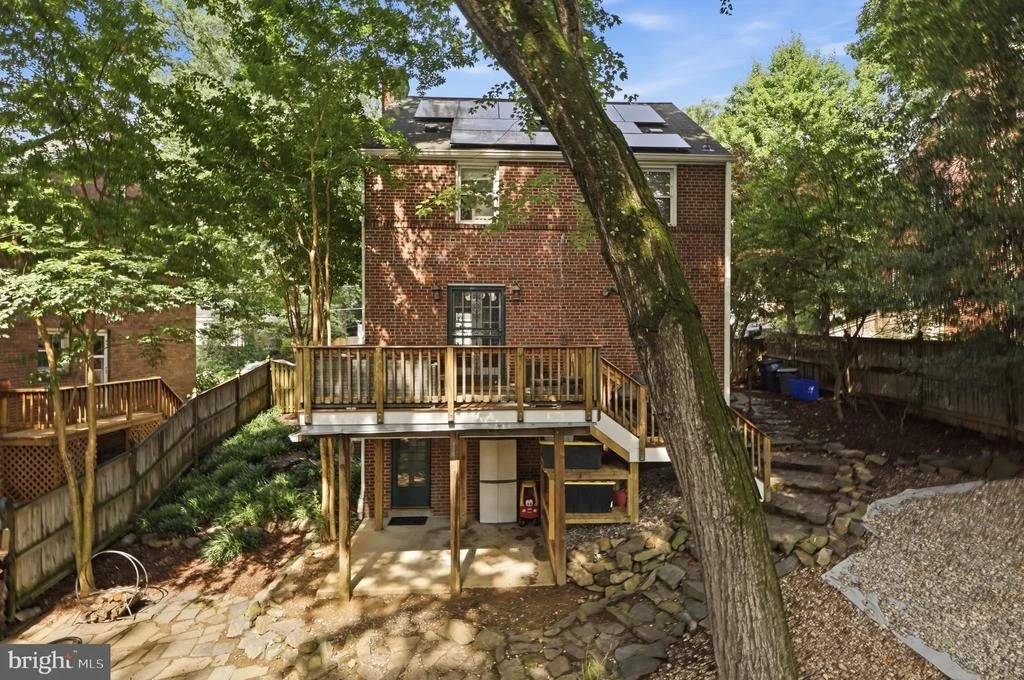 Photo of 10211 SUTHERLAND ROAD