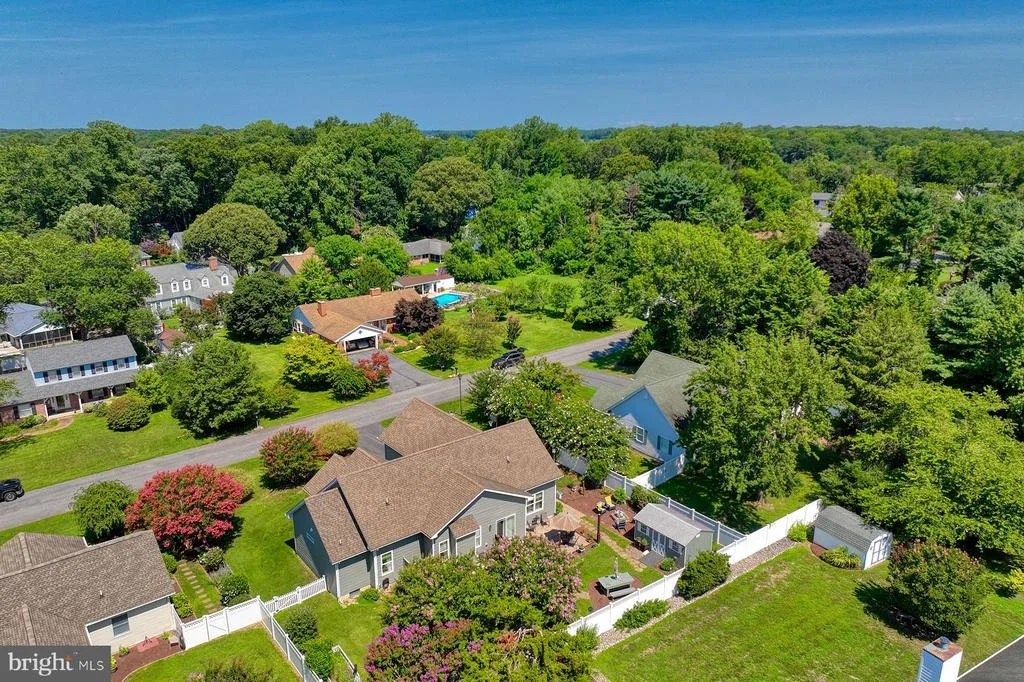 Photo of 16853 LANCASTER ROAD