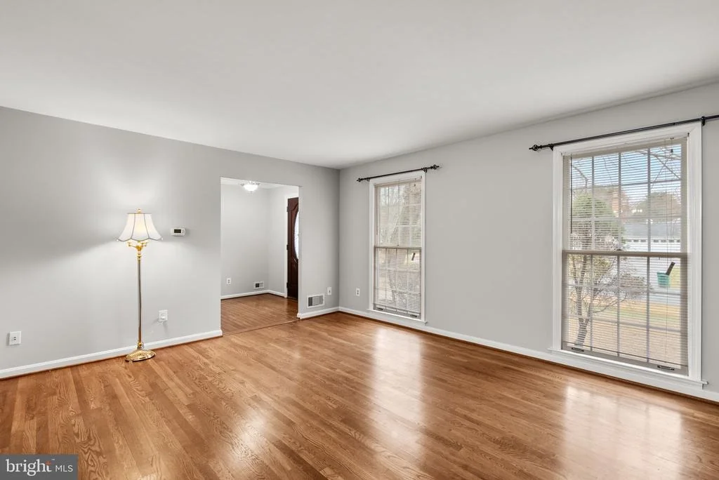 Photo of 14308 ANSTED ROAD