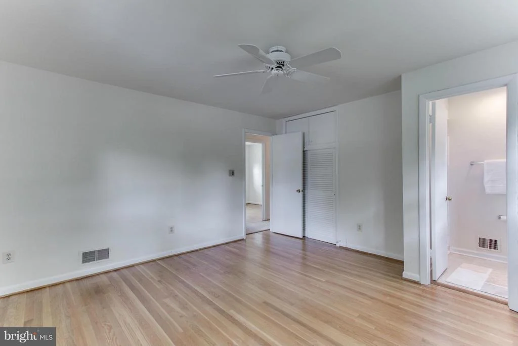 Photo of 7007 BRIGHT AVENUE