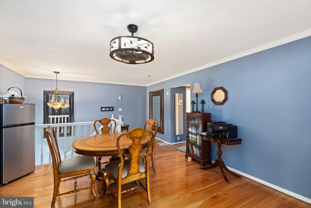 Photo of 2310 PUTNAM ROAD
