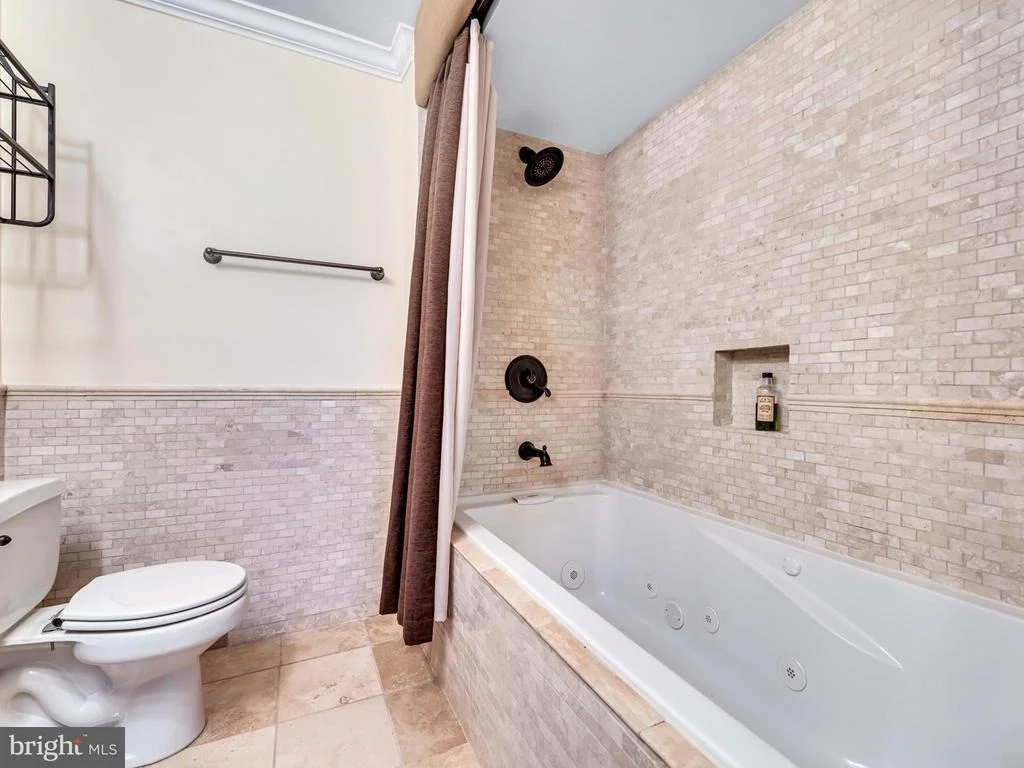 Photo of 1003 CHERYLS COURT