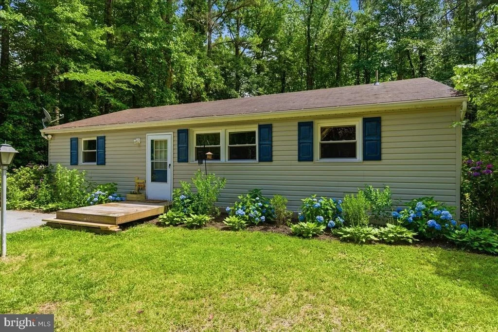 Photo of 40067 DOCKSER DRIVE