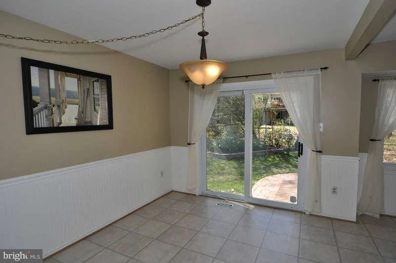Photo of 9914 HEMLOCK WOODS LANE