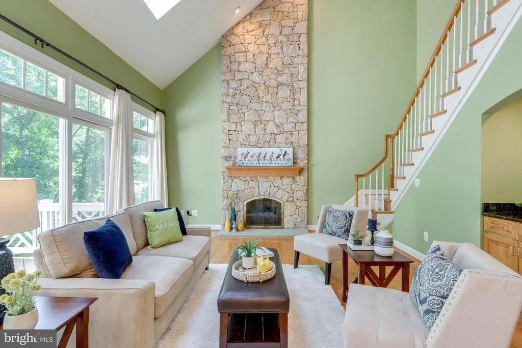 Photo of 12104 WALNUT BRANCH ROAD