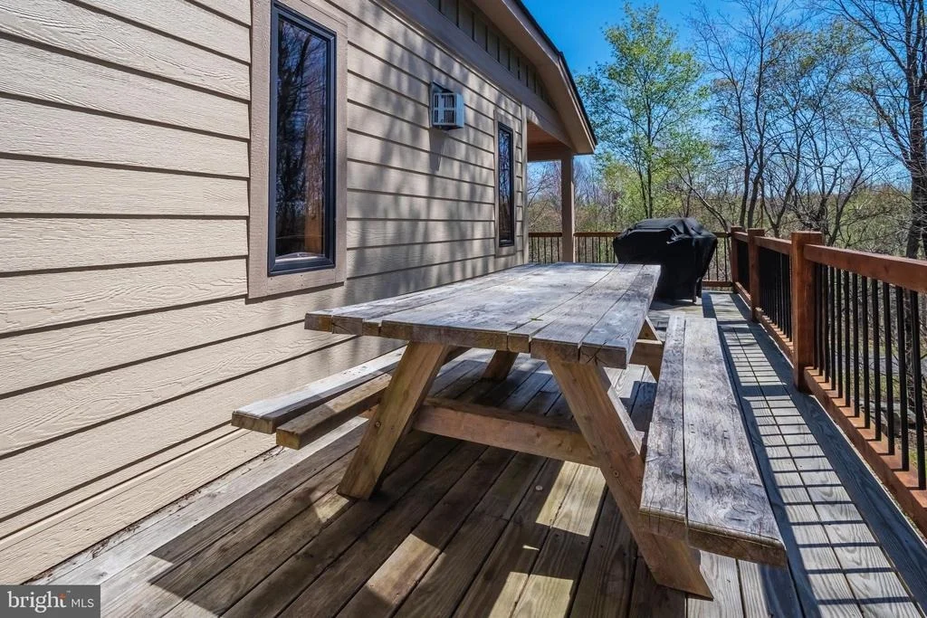 Photo of 94 SANDY VIEW COURT