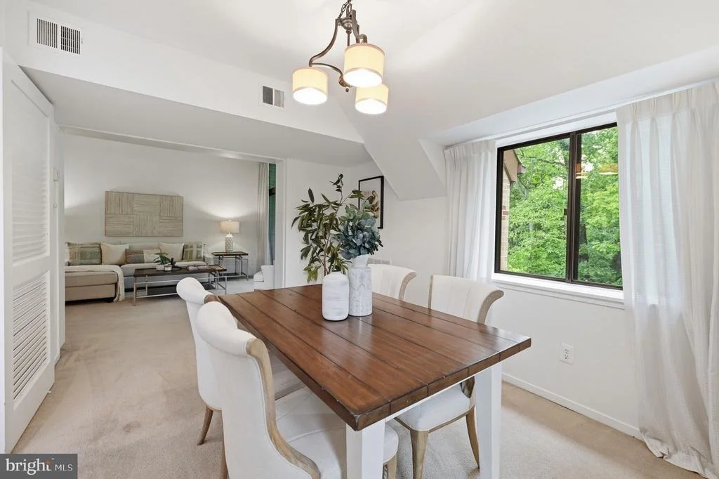 Photo of Unit C at 1659 PARKCREST CIRCLE