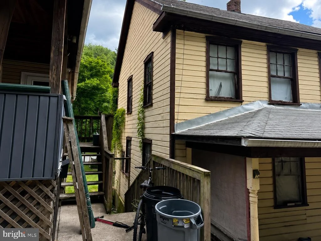 Photo of 90 DOUGLAS AVENUE