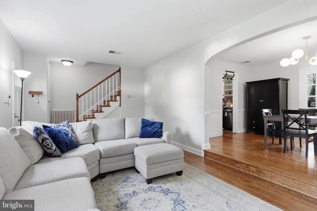 Photo of 10211 SUTHERLAND ROAD