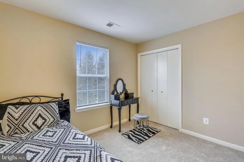 Photo of 8203 STRINGFELLOW PLACE