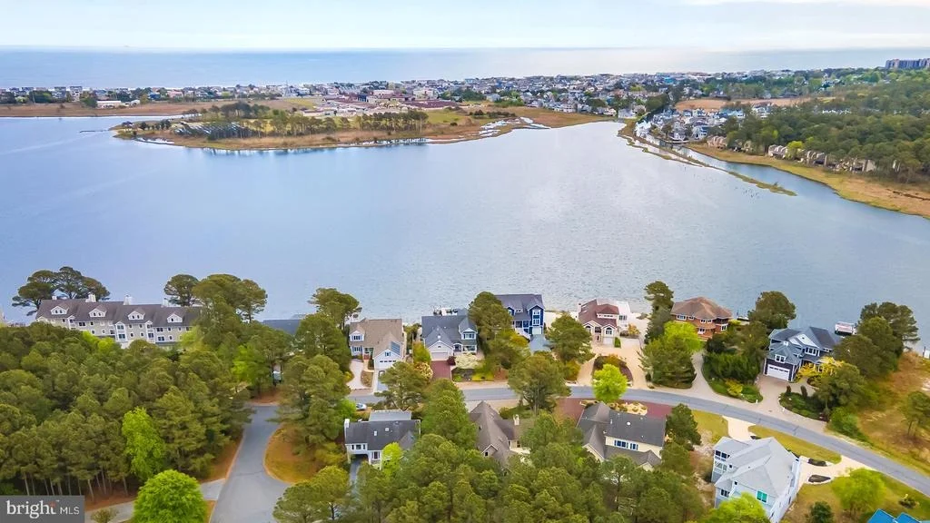 Photo of 208 POND VIEW DRIVE
