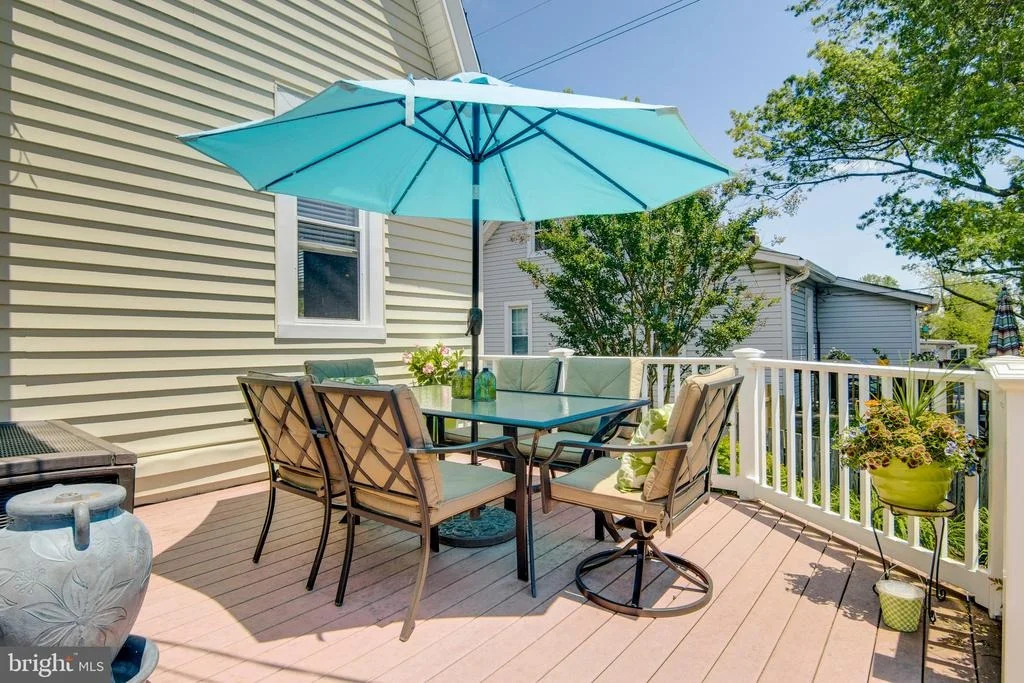 Photo of 618 ALDERSHOT ROAD