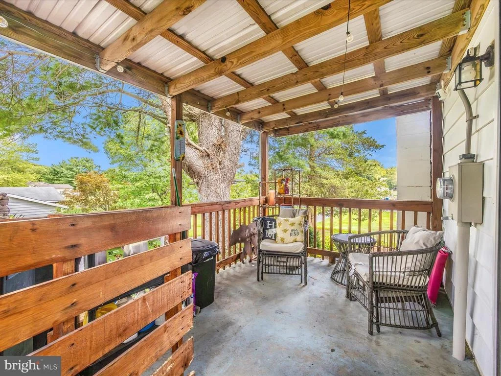 Photo of 7612 MCCLELLAN AVENUE