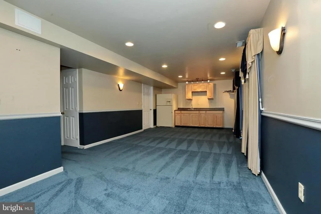 Photo of 2348 HAMPTON DRIVE