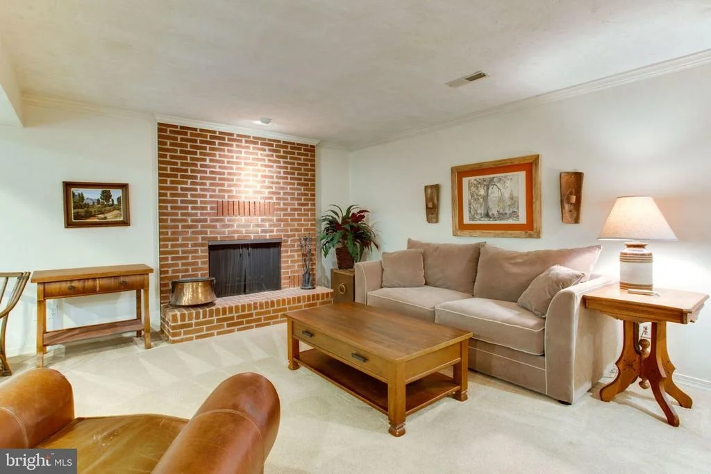 Photo of 10425 MOUNT VERNON DRIVE