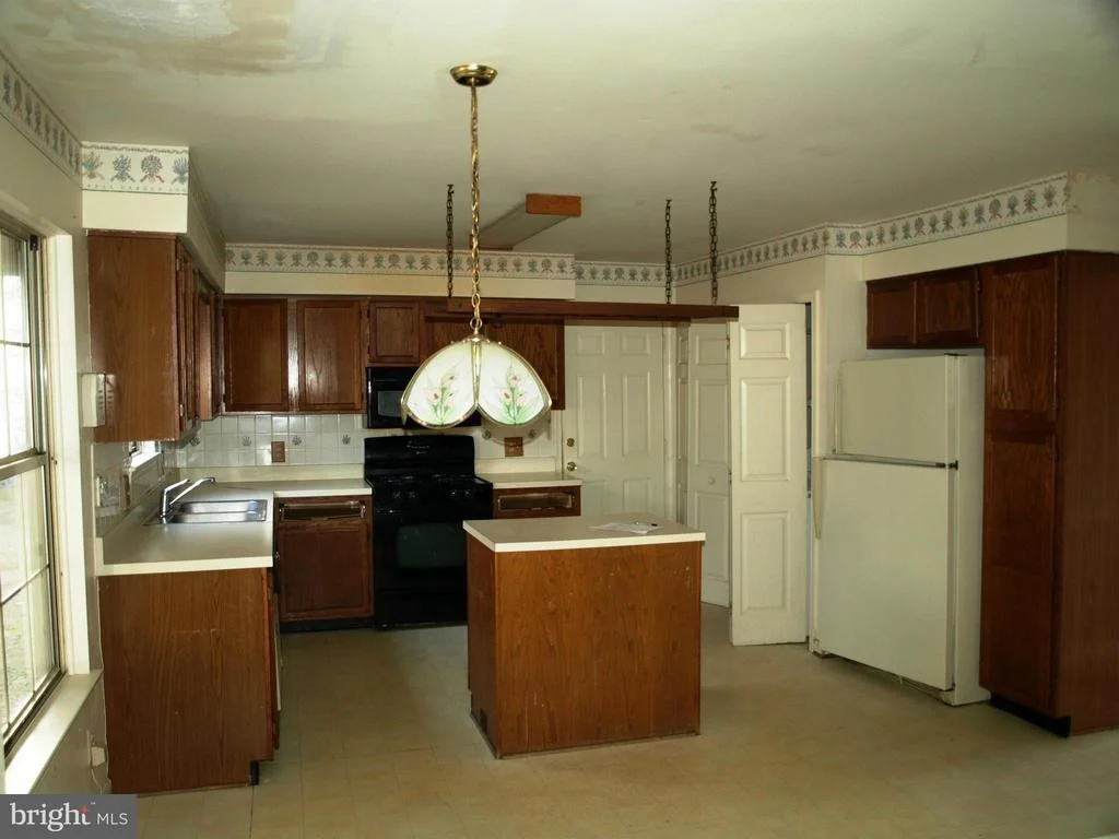 Photo of 9423 COREY DRIVE