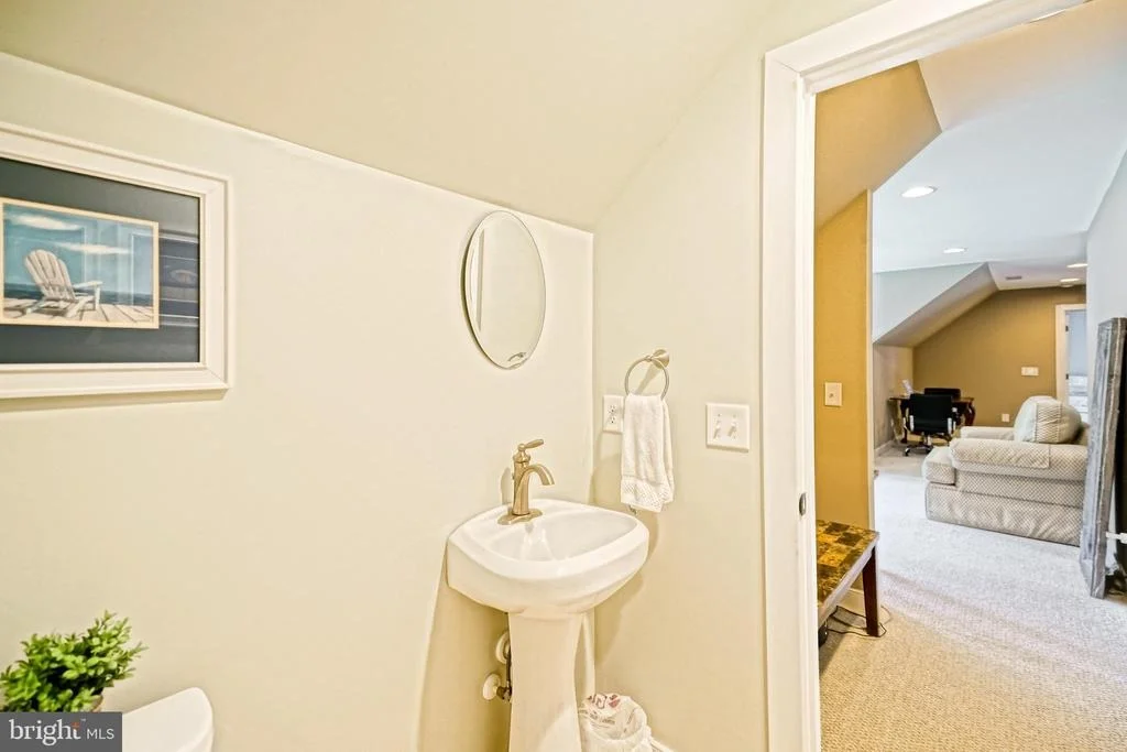 Photo of 35494 RED TAIL ROAD