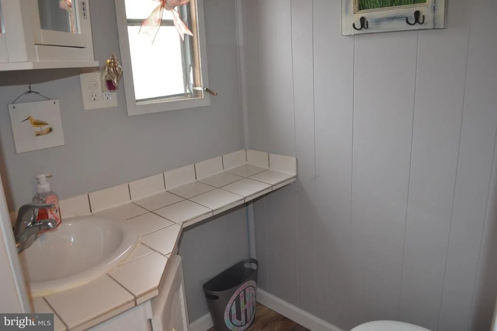 Photo of 18021 HOWARD DRIVE