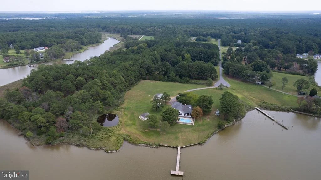 Photo of 1001 WAGNER POINT ROAD