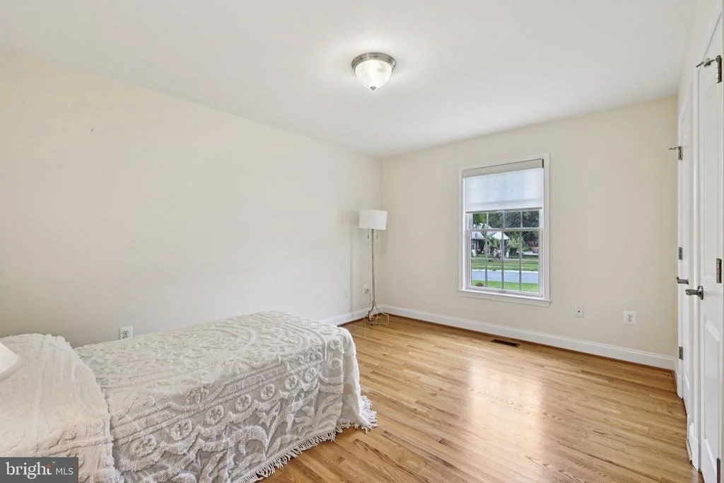 Photo of 337 SETH PLACE