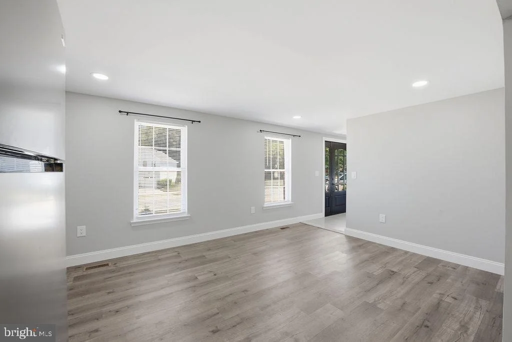 Photo of 802 CYPRESS POINT CIRCLE