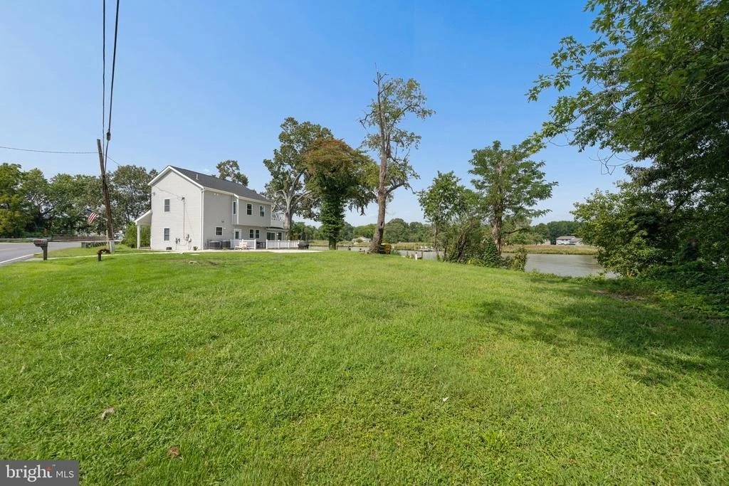 Photo of 456 DEALE ROAD