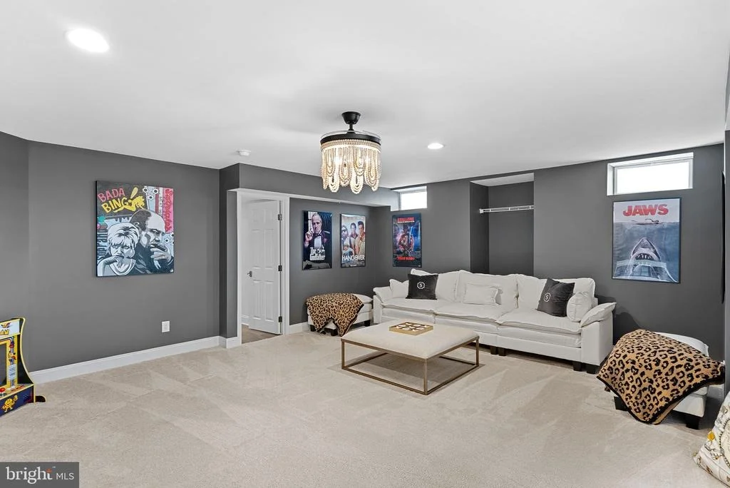Photo of 15064 BARLOW DRIVE