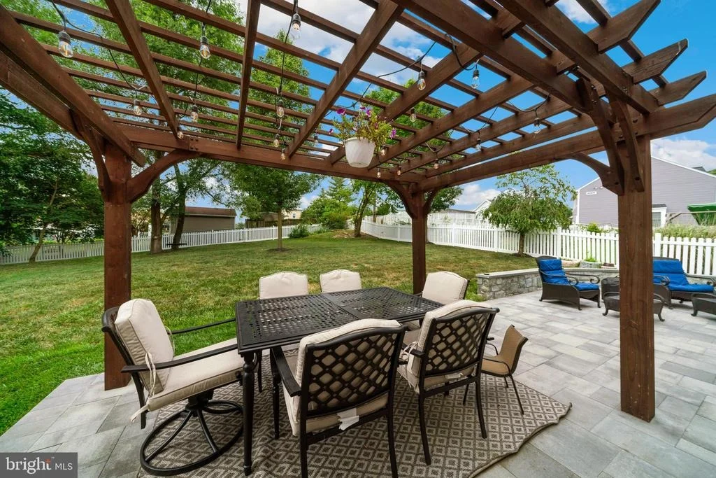 Photo of 5826 BROAD BRANCH WAY