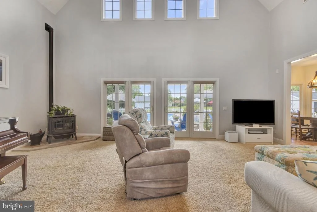 Photo of 16132 HUDSON ROAD