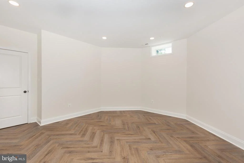 Photo of 14307 OAK MEADOW ROAD