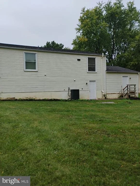 Photo of 7101 FLINT COURT