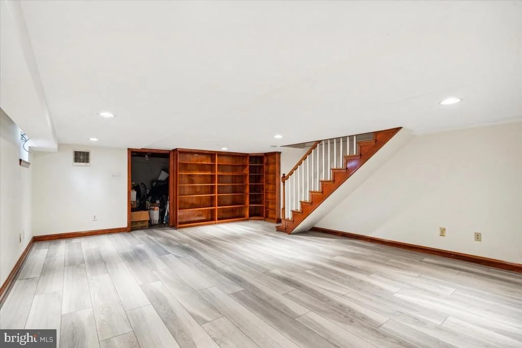 Photo of 1302 W 7TH STREET
