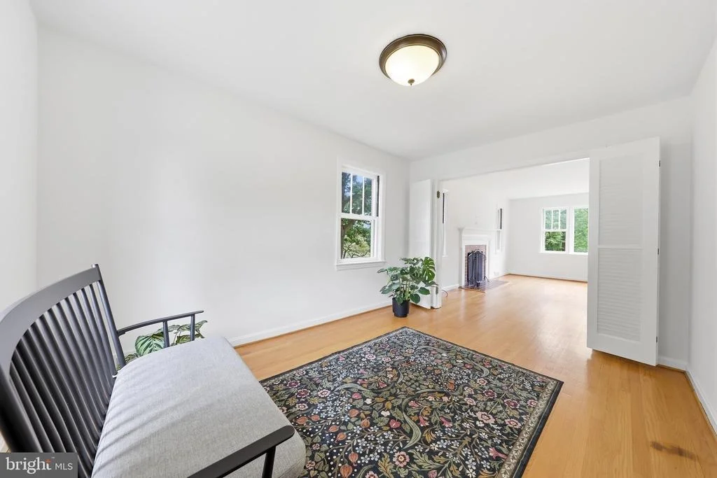 Photo of 412 CARROLL PARKWAY