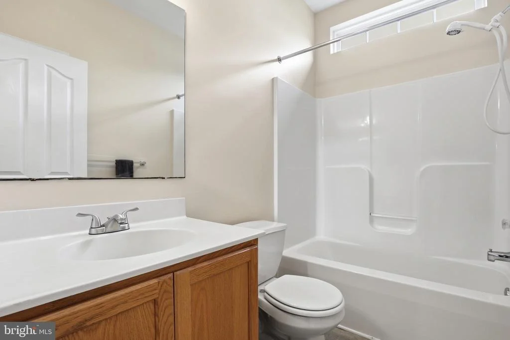 Photo of 5 OBSIDIAN WAY