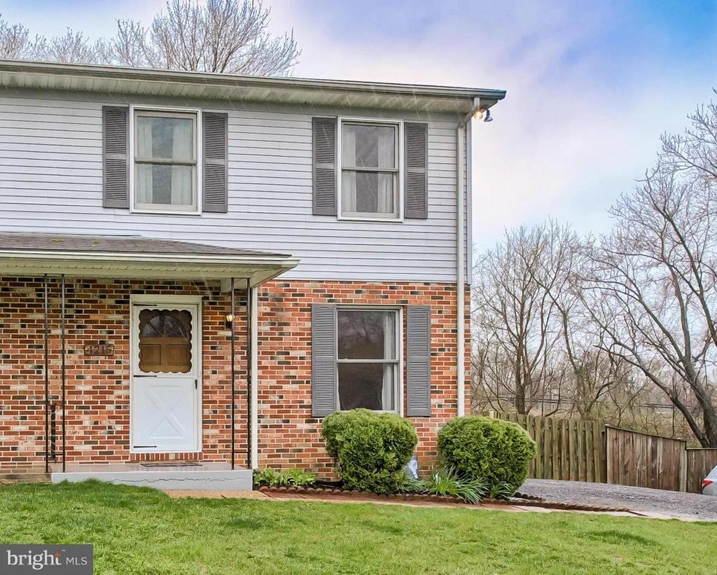 Photo of 4215 JEFFERSON PIKE