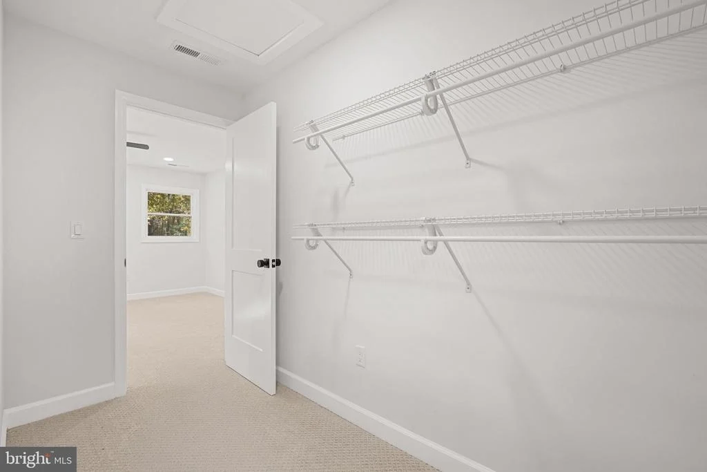 Photo of 9124 MEETZE ROAD