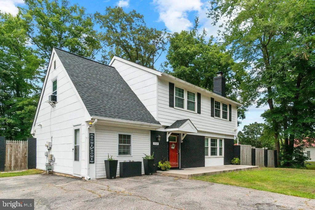 Photo of 1905 MITCHELLVILLE ROAD