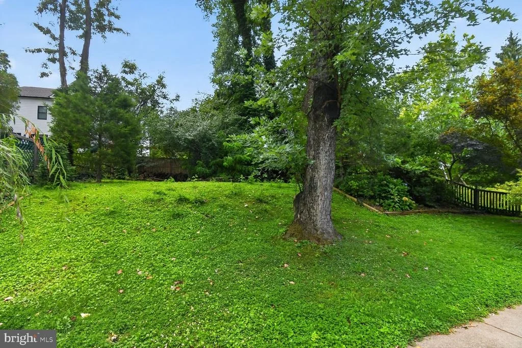Photo of 8511 FREYMAN DRIVE