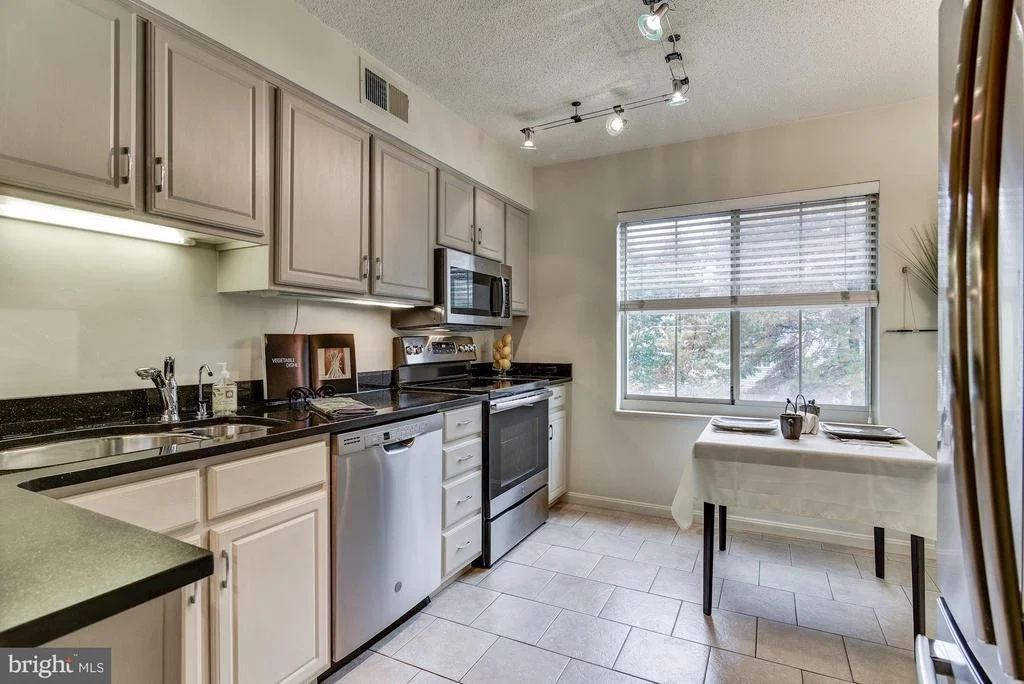 Photo of Unit 302 at 14805 PENNFIELD CIRCLE