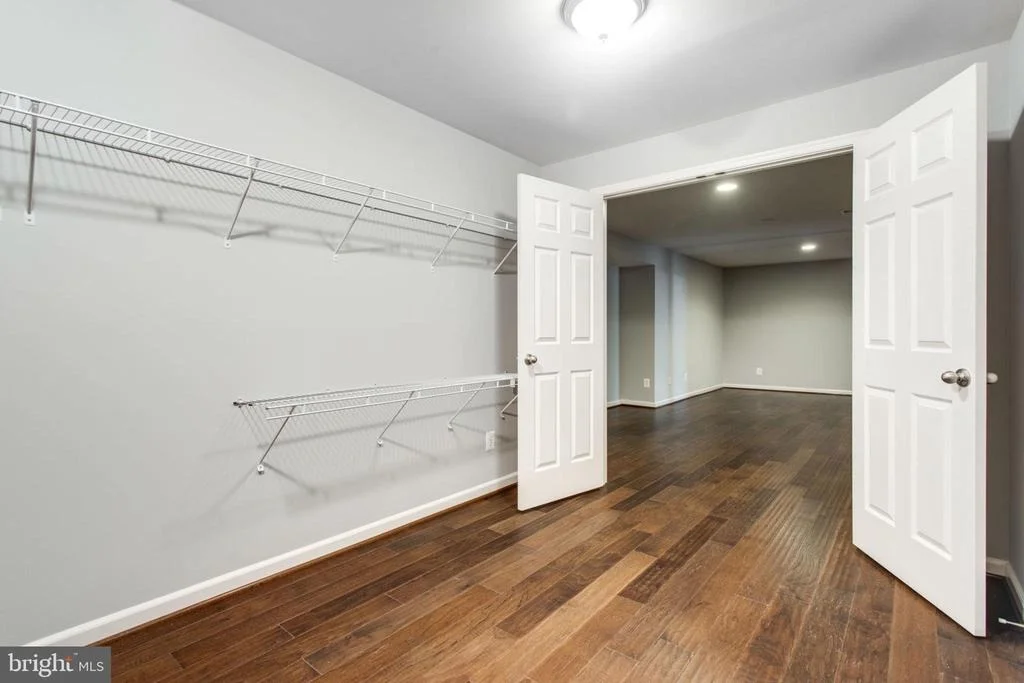 Photo of 6961 TANGLEWOOD DRIVE